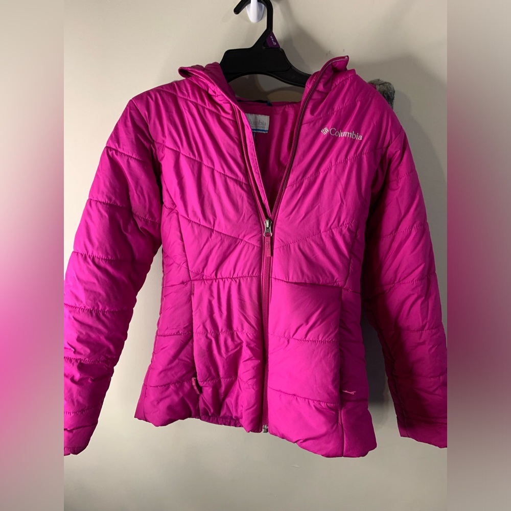 Girls pink Columbia Katelyn Crest puffer jacket hooded coat size medium